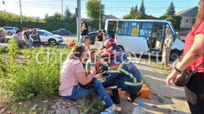 11 человек пострадали в ДТП с маршруткой в Саратове