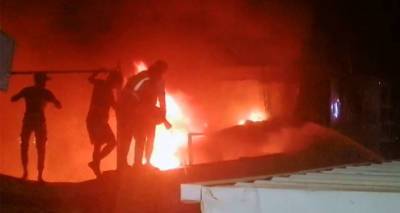 В Ираке около 60 человек погибли при пожаре в больнице для больных COVID-19. Видео