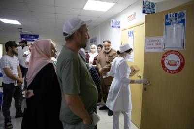 Пункты вакцинации в Чечне переполнены