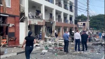 Из-под завалов гостиницы в Геленджике спасли одного человека
