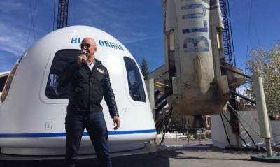 Джефф Безос - New Shepard - Марк Безос - Компания Безоса получила лицензию на полеты в космос - capital.ua - США - Украина - Reuters
