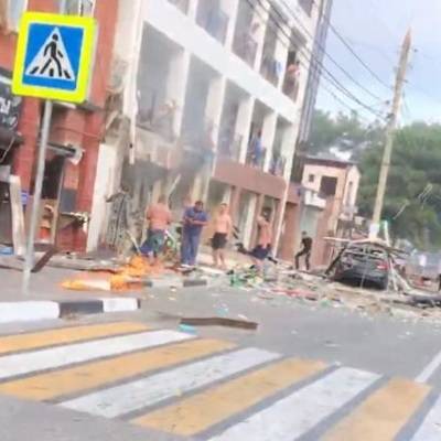 Взрыв в Геленджике: один человек спасен из-под завалов