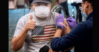 В США заявили, что вакцина J&J повышает риск появления редкого заболевания - focus.ua - США - Украина - New York