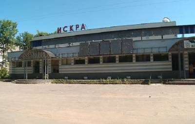 В Иванове вандалы атаковали кинотеатр «Искра»