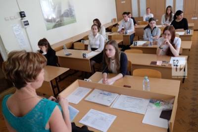 24 татарстанских выпускника сдадут ЕГЭ в дополнительный период