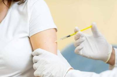 В Донецкой области работает 5 центров вакцинации