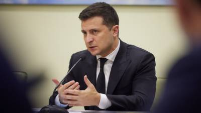 Зеленский потребовал гарантий "нормального газоснабжения" Украины после запуска "СП-2"