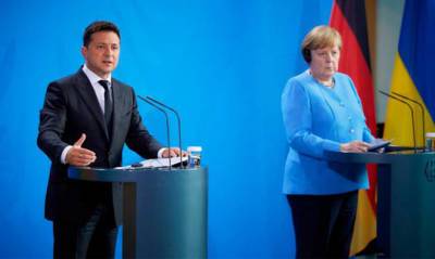 Зеленский заявил, что доволен встречей с Меркель