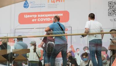 Каждому десятому россиянину отказали в работе без прививки