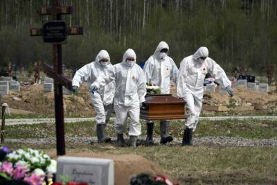 Погибших от коронавируса похоронят бесплатно на петербургских кладбищах