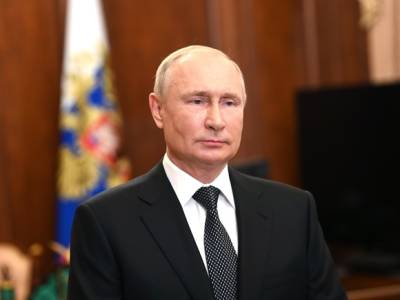 Политолог Чураков о статье Путина: Очередной повод царедворцев польстить государю