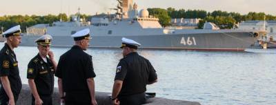20 кораблей на рассвете: Петербург готовится к юбилейному параду в День ВМФ
