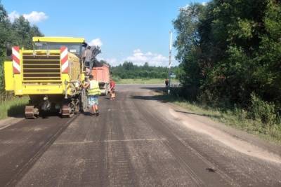 Начался ремонт дороги Малая Толбица – Большая Толбица в Псковском районе
