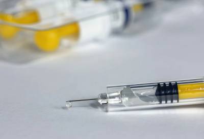За прошедшие сутки почти 10 тысяч жителей Ленобласти сделали прививку от коронавируса