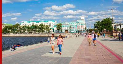 Россиянам пообещали жаркую погоду до конца лета