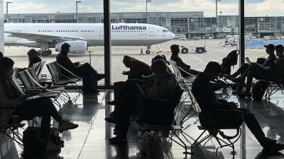 Lufthansa откажется от фразы "дамы и господа"