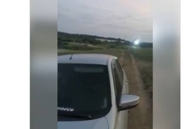 В России мотодельтаплан оставил без света 2 тысячи жителей, один из пилотов в коме после мощного удара током