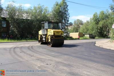 В Печоре ремонтируют дороги в железнодорожной части города