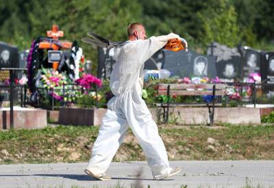 Жара и пандемия коронавируса в Москве вызвали рост смертности
