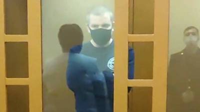 В Петербурге вынесли приговор державшему в заложниках шестерых детей