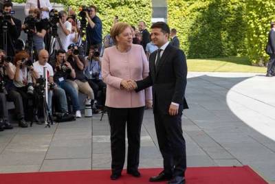 Зеленский рассказал о договоренностях, достигнутых на переговорах с Меркель