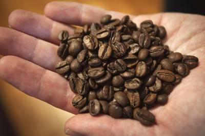 В мире рекордно выросли цены на кофе