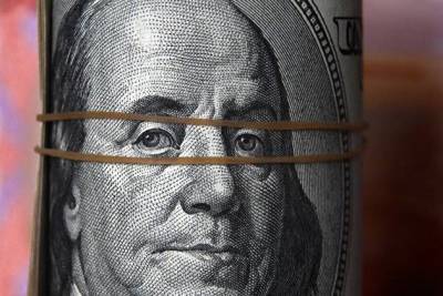 Доллар ускорил рост к мировым валютам на данных по инфляции в США