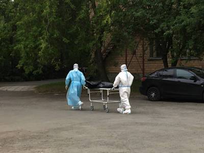 Мэрия: треть смертей среди москвичей за июнь связана с коронавирусом