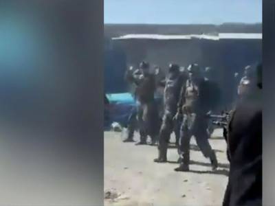 Талибы расстреляли 22 афганских спецназовцев, когда те вышли сдаваться – СМИ