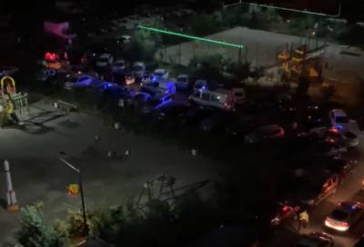 Видео: очевидцы засняли полицейскую погоню за нарушителем на Lexus в Шушарах