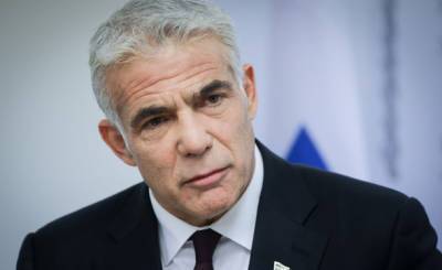 Глава МИД Израиля попал в карантин из-за служащей