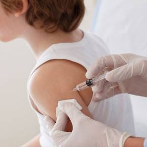 От COVID запорожцев бесплатно будут прививать двумя вакцинами