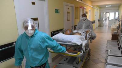 В Крыму за неделю на 70% выросло число госпитализированных с COVID-19