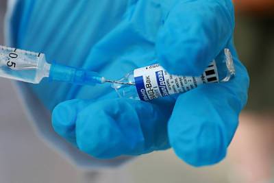 Российский регион приостановил вакцинацию от COVID-19
