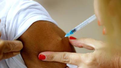 Минздрав меняет правила прививки третьей дозой: кого исключат из списка