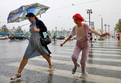 От экстремальной жары до тропических ливней: в России бушуют погодные аномалии