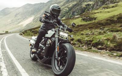 Новый Harley-Davidson — у него нет рамы!