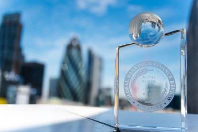 МКБ стал лучшим российским банком по связям с инвесторами по версии Global Banking & Finance Awards-2021