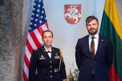 Аккредитована новый атташе по обороне США в Литве