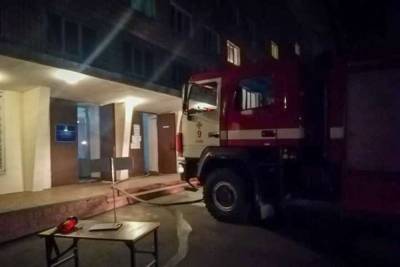 Огонь охватил общежитие в Виннице, в здании оказались 200 человек: детали ЧП