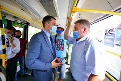 Мэр Ярославля удачно прокатился на автобусе