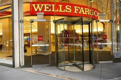 Wells Fargo в 1 полугодии получил чистую прибыль в $10 млрд против убытка годом ранее