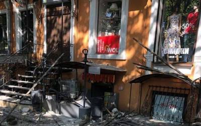 Демьян Ганул - В Одессе обвалилась часть фасада здания - korrespondent.net - Украина - Одесса