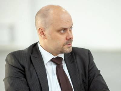 Виктор Ляшко - Кабмин назначил временного главу Нацслужбы здоровья Украины до завершения конкурса - gordonua.com - Украина