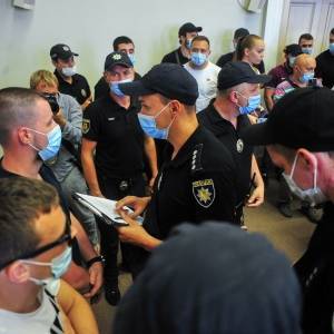 Запорожская полиция начала досудебное расследование по факту препятствования депутатской деятельности. Видео