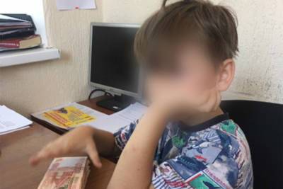 Полицейские Волгограда нашли на остановке шестилетнего мальчика с 275 тысячами рублей в кармане – Учительская газета
