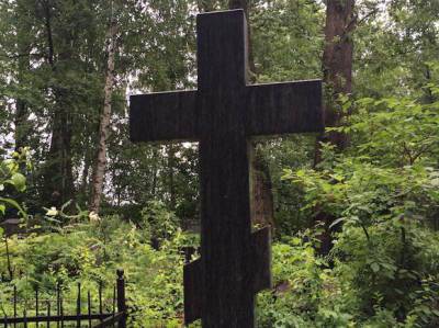 На Введенском кладбище отреставрировали шесть старинных надгробий