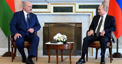 Путин и Лукашенко обсудили рост присутствия НАТО на Украине