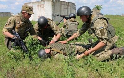 На Донбассе ранены двое военных