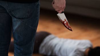 В Вологодской области бывший милиционер убил коллегу ножом из ревности
